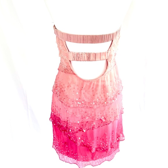 Stunning Pink Ombre Tiered Sequin Strapless Dress Size Small - Picture 2 of 2
